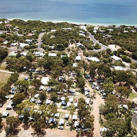 Peppermint Grove Beach Holiday Park Capel Екстериор снимка