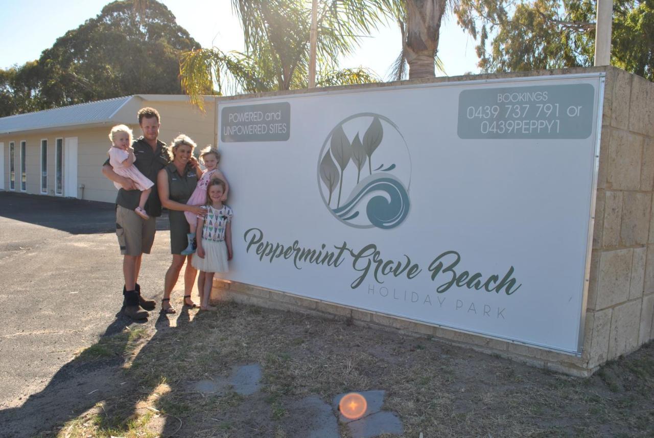Peppermint Grove Beach Holiday Park Capel Екстериор снимка